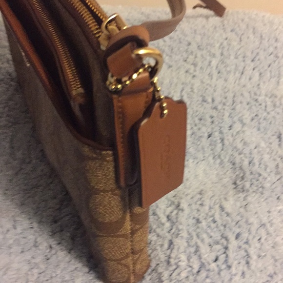 Coach crossbody khaki/saddle-new - Picture 4 of 4
